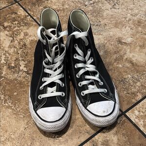 Used High-Top Converse size 7.5 WIDE